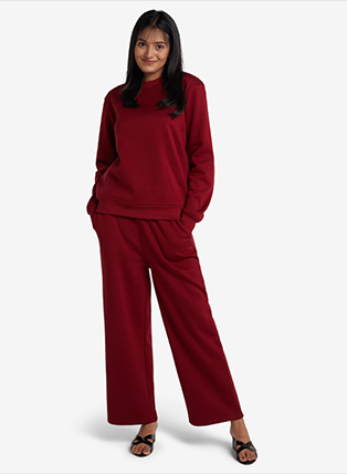 Essential Sweatshirt in Red Wine (Unisex)