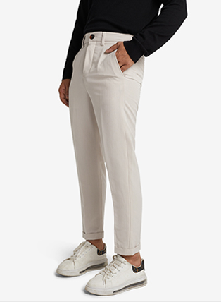 Premium Tapered Trousers in Ecru